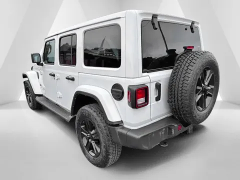 More photos of 2021 Jeep Wrangler Unlimited Sahara Altitude at Hometown Chevrolet, OH