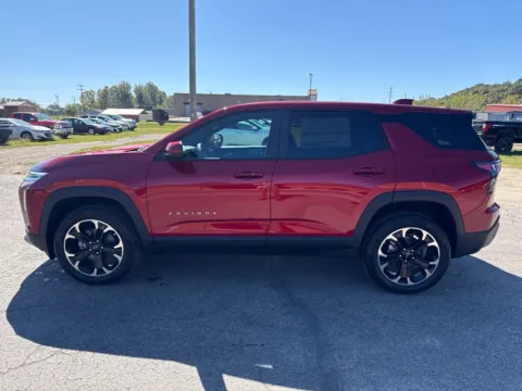 More photos of 2027 Chevrolet Equinox LT at Hometown Chevrolet, OH