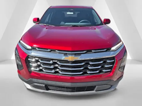Photos of 2027 Chevrolet Equinox LT for sale in Waverly, OH at Hometown Chevrolet