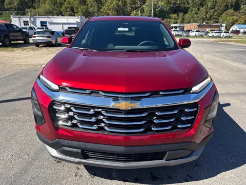 Photos of 2027 Chevrolet Equinox LT for sale in Waverly, OH at Hometown Chevrolet