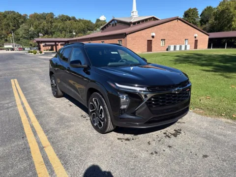 Black 2026 Chevrolet Trax 2RS for sale in Waverly, OH