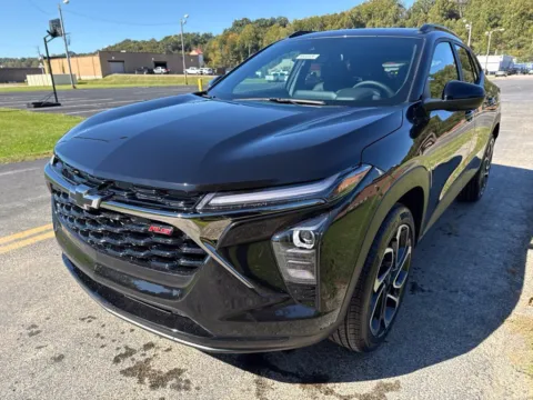 Another view of 2026 Chevrolet Trax 2RS for sale in Waverly, OH at Hometown Chevrolet