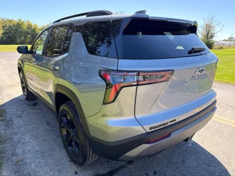 More photos of 2027 Chevrolet Equinox LT at Hometown Chevrolet, OH