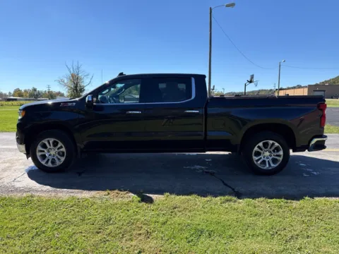 More photos of 2022 Chevrolet Silverado 1500 LTZ at Hometown Chevrolet, OH
