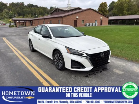 White 2024 Nissan Altima 2.5 SV for sale in Waverly, OH