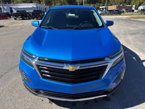 Photos of 2024 Chevrolet Equinox LT for sale in Waverly, OH at Hometown Chevrolet