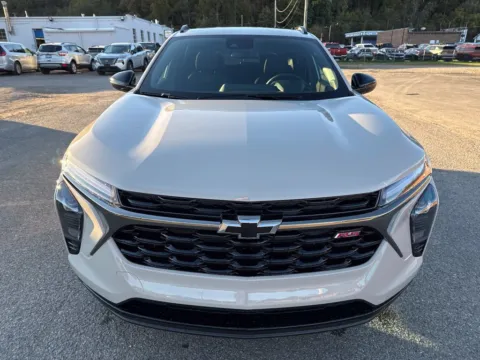 Photos of 2026 Chevrolet Trax 2RS for sale in Waverly, OH at Hometown Chevrolet