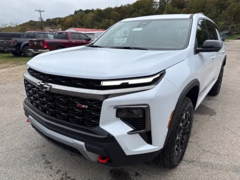 Another view of 2027 Chevrolet Traverse Z71 for sale in Waverly, OH at Hometown Chevrolet