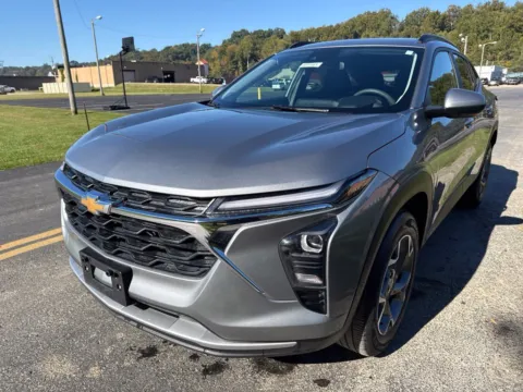Another view of 2025 Chevrolet Trax LT for sale in Waverly, OH at Hometown Chevrolet