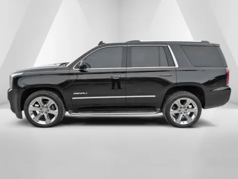 More photos of 2017 GMC Yukon Denali at Hometown Chevrolet, OH