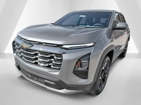 More photos of 2027 Chevrolet Equinox LT at Hometown Chevrolet, OH