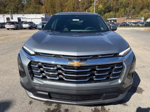 Photos of 2027 Chevrolet Equinox LT for sale in Waverly, OH at Hometown Chevrolet