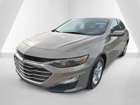 Another view of 2024 Chevrolet Malibu LT for sale in Waverly, OH at Hometown Chevrolet