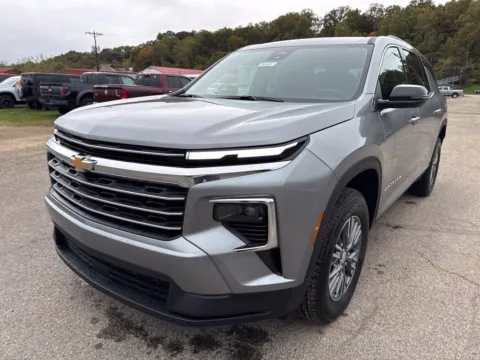 Another view of 2027 Chevrolet Traverse LT for sale in Waverly, OH at Hometown Chevrolet