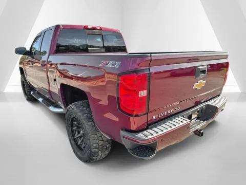 More photos of 2017 Chevrolet Silverado 1500 LT at Hometown Chevrolet, OH