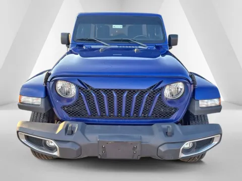 Photos of 2019 Jeep Wrangler Unlimited Sahara for sale in Waverly, OH at Hometown Chevrolet