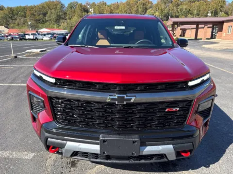 Photos of 2027 Chevrolet Traverse Z71 for sale in Waverly, OH at Hometown Chevrolet