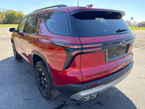 More photos of 2027 Chevrolet Traverse Z71 at Hometown Chevrolet, OH