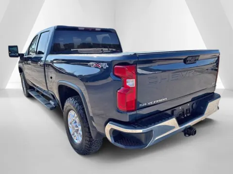 More photos of 2021 Chevrolet Silverado 2500 HD LTZ at Hometown Chevrolet, OH
