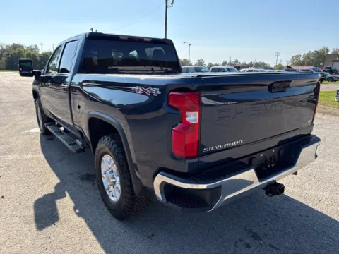 More photos of 2021 Chevrolet Silverado 2500 HD LTZ at Hometown Chevrolet, OH