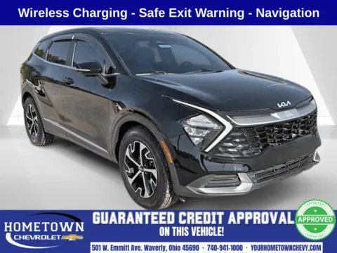 Black 2023 Kia Sportage EX for sale in Waverly, OH
