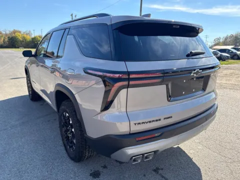More photos of 2027 Chevrolet Traverse Z71 at Hometown Chevrolet, OH