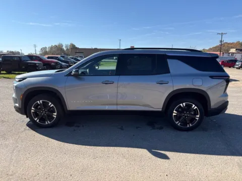 More photos of 2027 Chevrolet Traverse LT at Hometown Chevrolet, OH