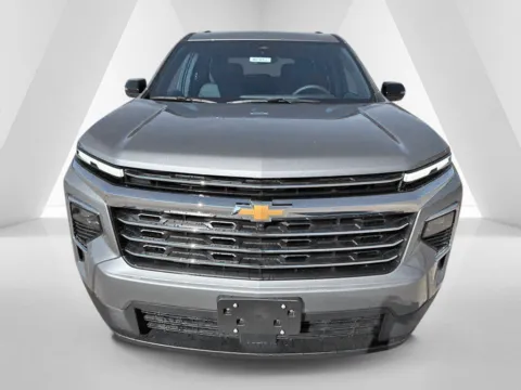 Another view of 2027 Chevrolet Traverse LT for sale in Waverly, OH at Hometown Chevrolet