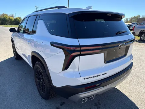 More photos of 2027 Chevrolet Traverse Z71 at Hometown Chevrolet, OH