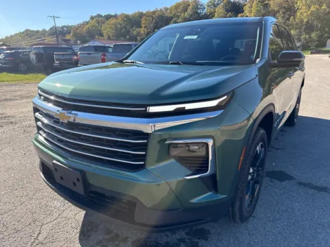Another view of 2027 Chevrolet Traverse LT for sale in Waverly, OH at Hometown Chevrolet