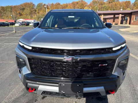 Another view of 2027 Chevrolet Traverse Z71 for sale in Waverly, OH at Hometown Chevrolet