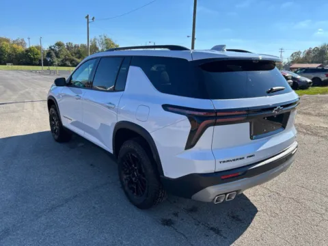 More photos of 2027 Chevrolet Traverse Z71 at Hometown Chevrolet, OH