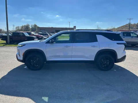 More photos of 2027 Chevrolet Traverse Z71 at Hometown Chevrolet, OH