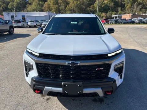 Photos of 2027 Chevrolet Traverse Z71 for sale in Waverly, OH at Hometown Chevrolet
