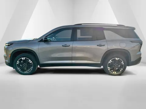 More photos of 2027 Chevrolet Traverse LT at Hometown Chevrolet, OH