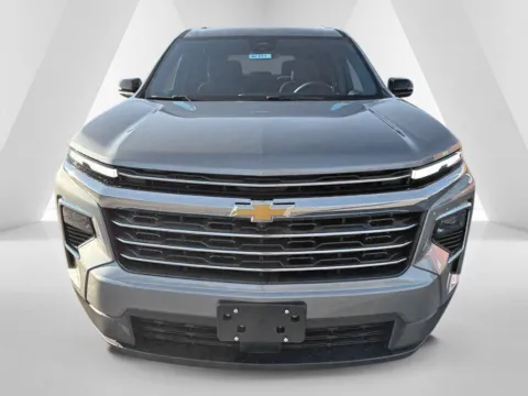 Another view of 2027 Chevrolet Traverse LT for sale in Waverly, OH at Hometown Chevrolet