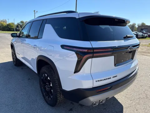 More photos of 2027 Chevrolet Traverse Z71 at Hometown Chevrolet, OH