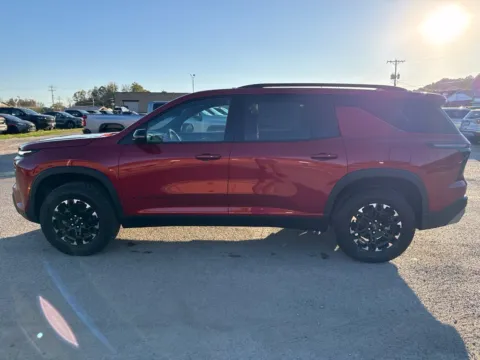More photos of 2027 Chevrolet Traverse Z71 at Hometown Chevrolet, OH