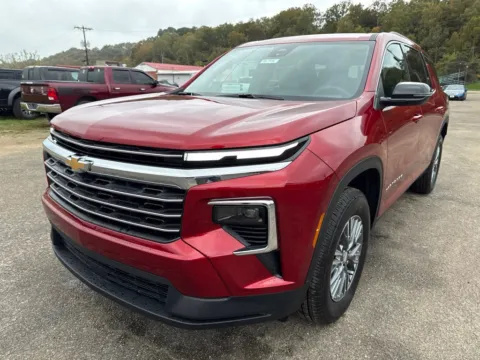 Another view of 2027 Chevrolet Traverse LT for sale in Waverly, OH at Hometown Chevrolet
