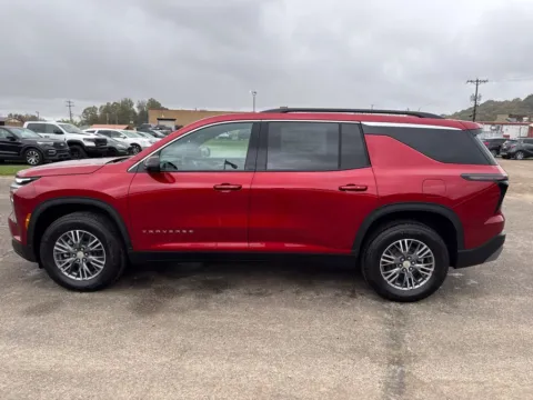 More photos of 2027 Chevrolet Traverse LT at Hometown Chevrolet, OH