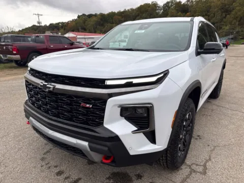 Another view of 2027 Chevrolet Traverse Z71 for sale in Waverly, OH at Hometown Chevrolet