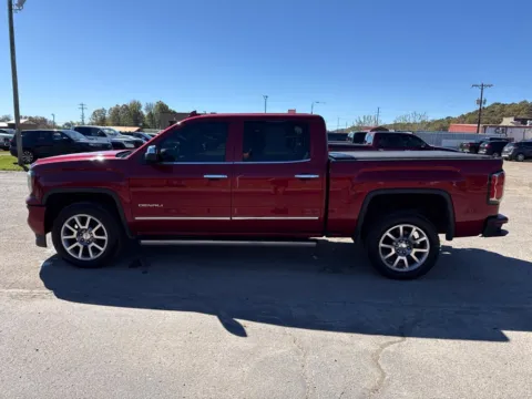 More photos of 2018 GMC Sierra 1500 Denali at Hometown Chevrolet, OH