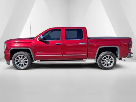 More photos of 2018 GMC Sierra 1500 Denali at Hometown Chevrolet, OH