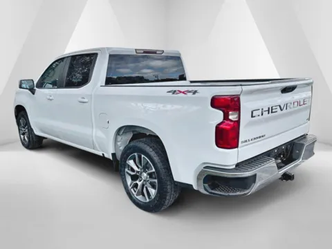 More photos of 2024 Chevrolet Silverado 1500 LT at Hometown Chevrolet, OH