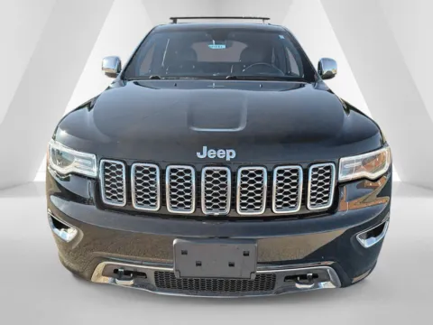 Another view of 2021 Jeep Grand Cherokee Overland for sale in Waverly, OH at Hometown Chevrolet