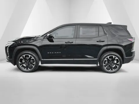 More photos of 2027 Chevrolet Equinox LT at Hometown Chevrolet, OH