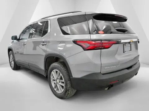 More photos of 2023 Chevrolet Traverse LT at Hometown Chevrolet, OH