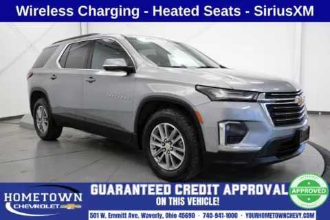 Gray 2023 Chevrolet Traverse LT for sale in Waverly, OH
