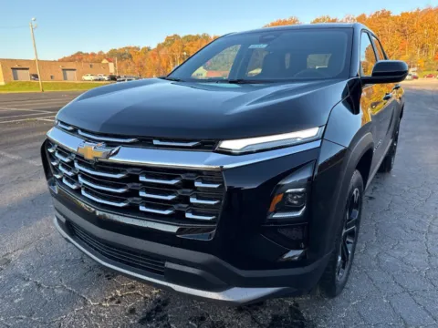 More photos of 2027 Chevrolet Equinox LT at Hometown Chevrolet, OH