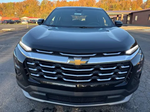 Another view of 2027 Chevrolet Equinox LT for sale in Waverly, OH at Hometown Chevrolet